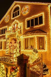 Moobibear 164ft copper wire string lights with 500 warm white LEDs, UL listed plug-in, ON/OFF switch – ideal for bedroom, patio, or party décor.