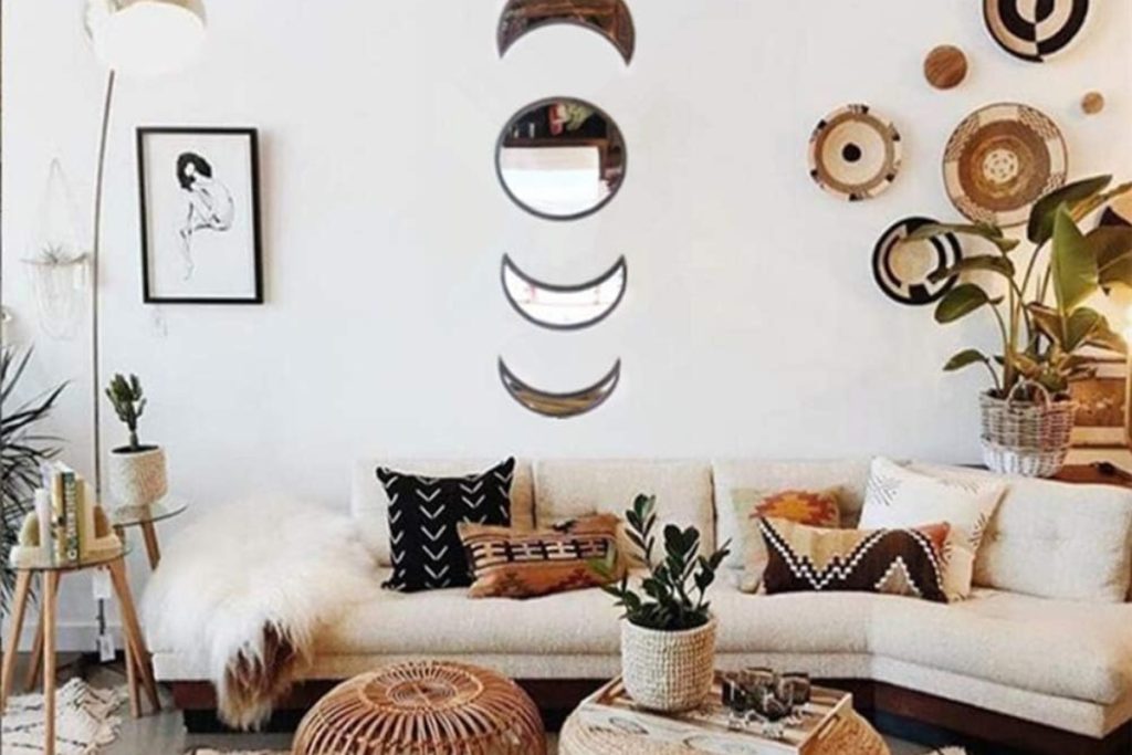 "5-piece Scandinavian moon phase wall mirror set in beige acrylic, boho-style decorative mirrors for living room and bedroom"