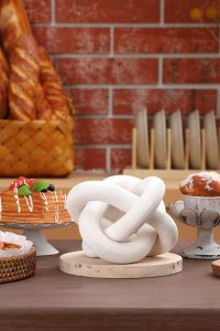 Yalikop white 3-link wood knot decor – hand-carved chain link sculpture for boho coffee table, modern shelf, or rustic bedroom and living room decor