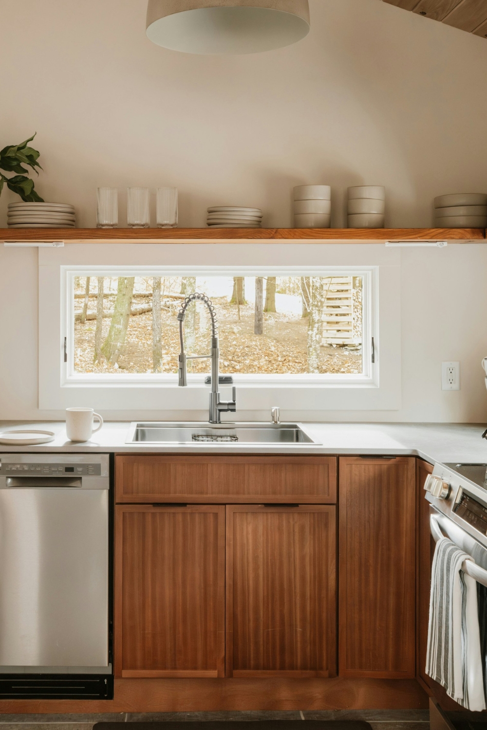 Floating Shelves: Modern, Functional, and Stylish Storage Solutions for Your Home