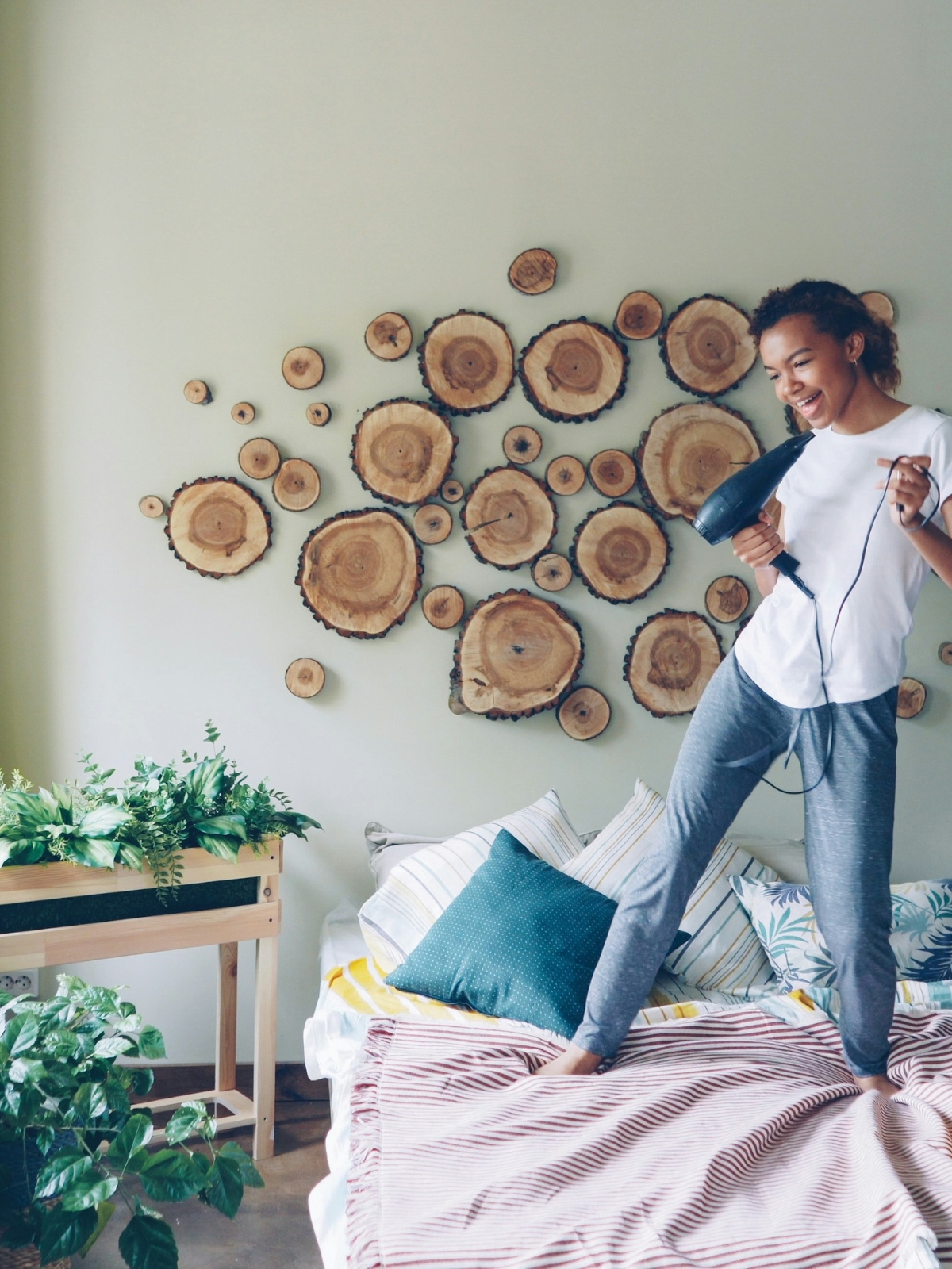 Living room furniture arranged incorrectly and corrected