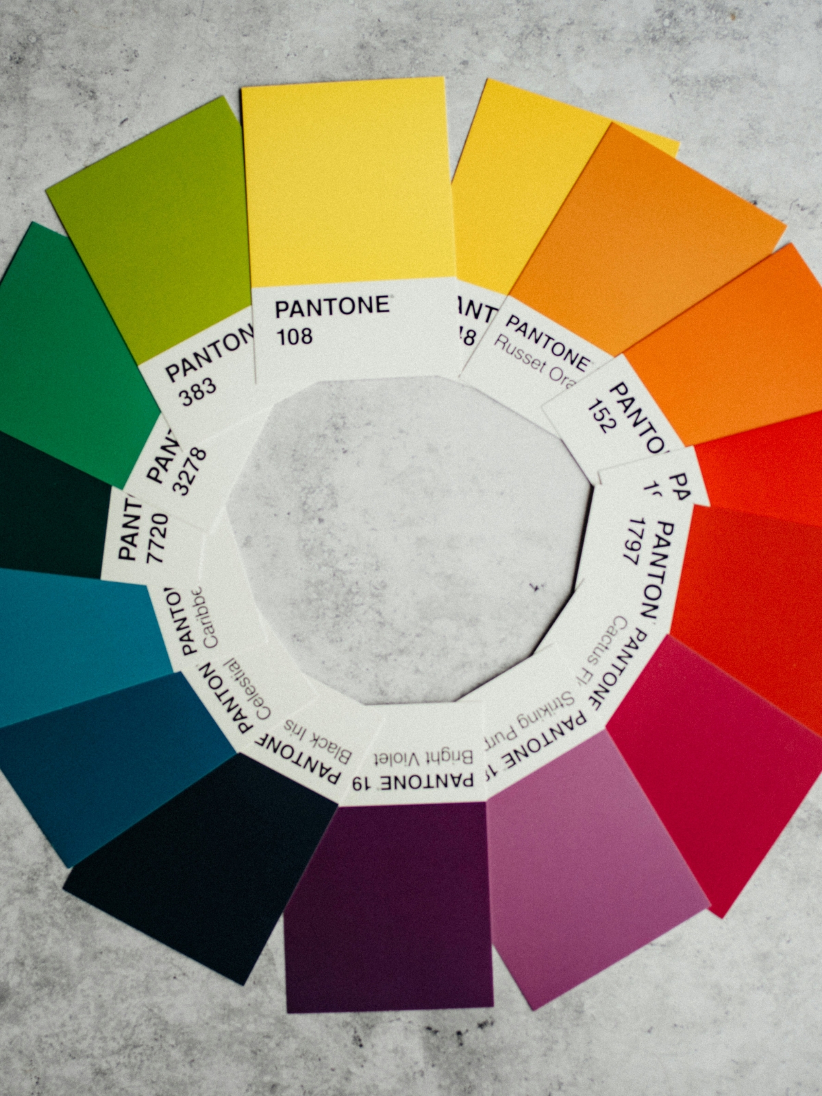 “Warm white lighting creating a cozy and luxurious living room ambiance”