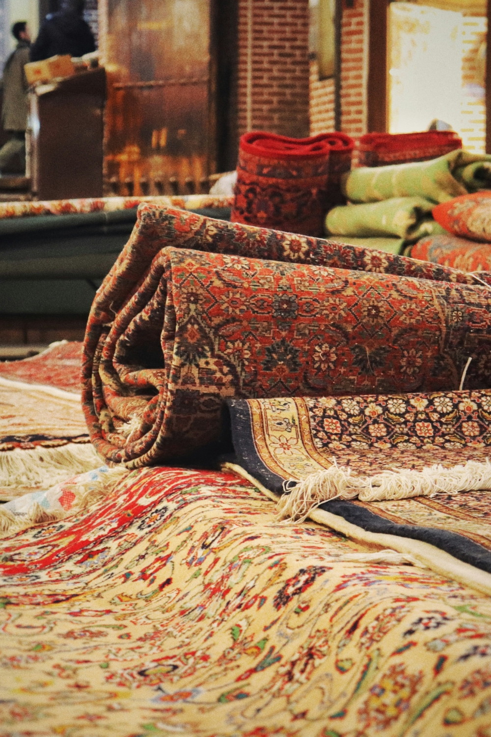 Modern living room with patterned area rug matching minimalist decor