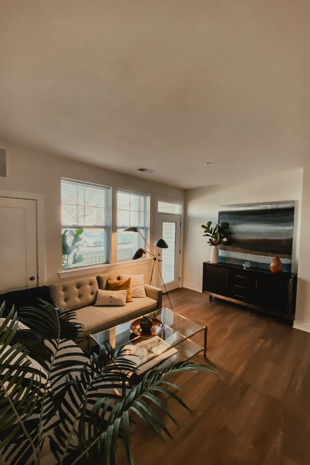 combine décor elementshome décor styling tips mix and match interior design balance colors and textures creative home styling ideas