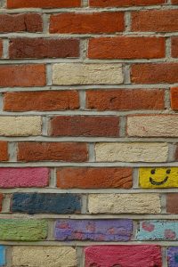 Modern living room with a bold statement wall design