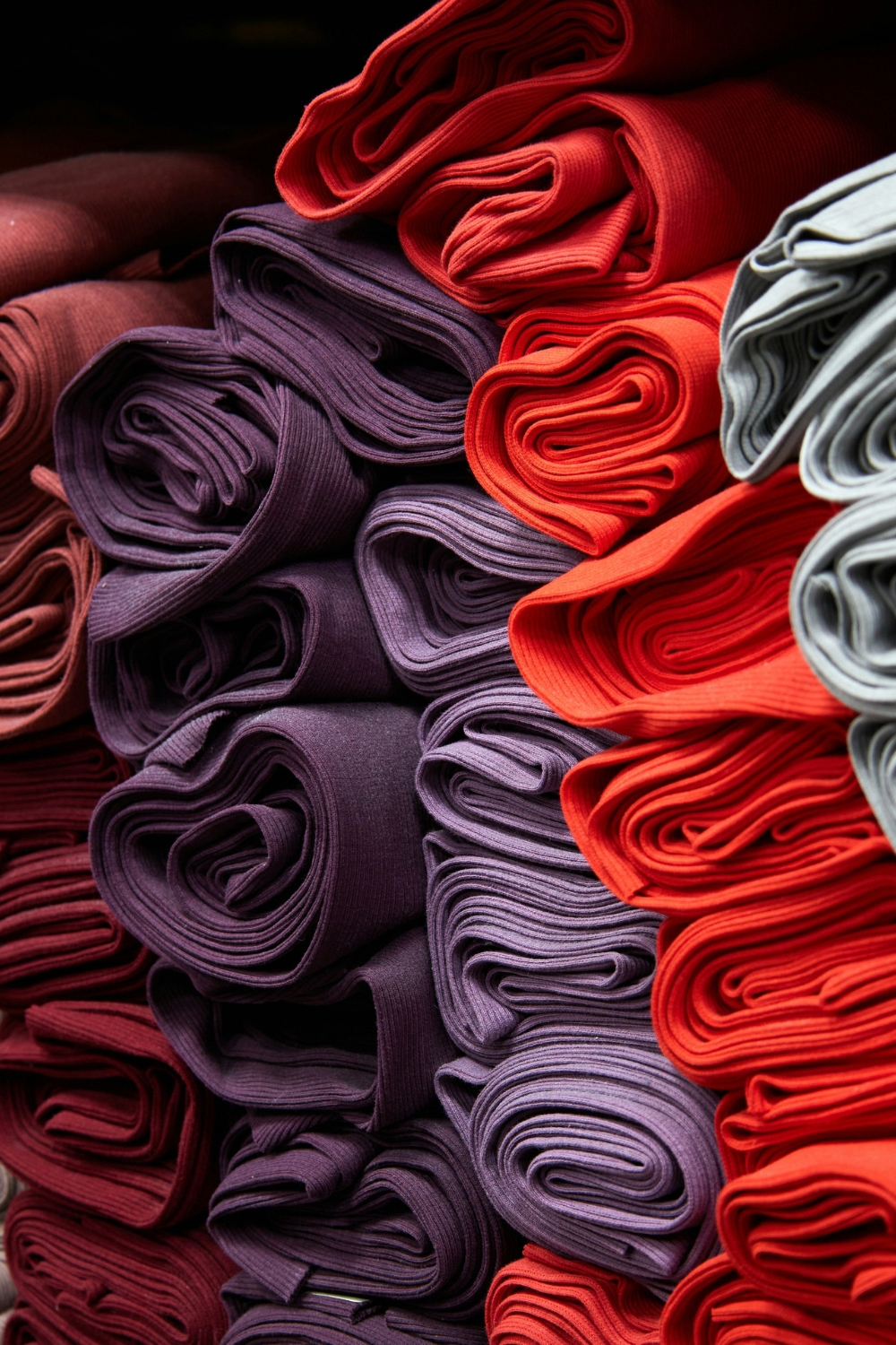 refresh fabrics and textiles for New Year 2025cozy home décor fabric ideas festive textile trends for 2025 velvet and knit décor ideas