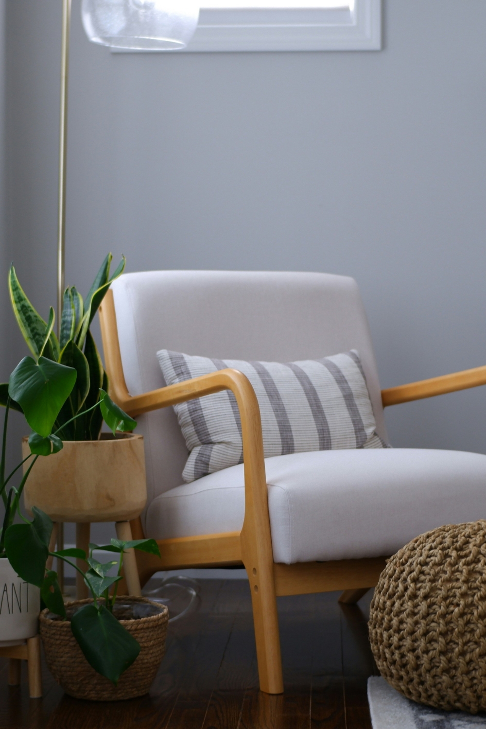 Warm neutral living room walls with beige sofa – cozy and calming interior design