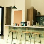 modern kitchen decor ideas 2025 with handleless cabinets and matte finishes