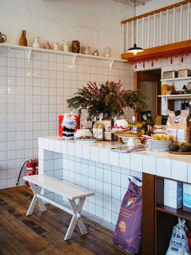 Small kitchen with open shelving and space-saving décor ideas