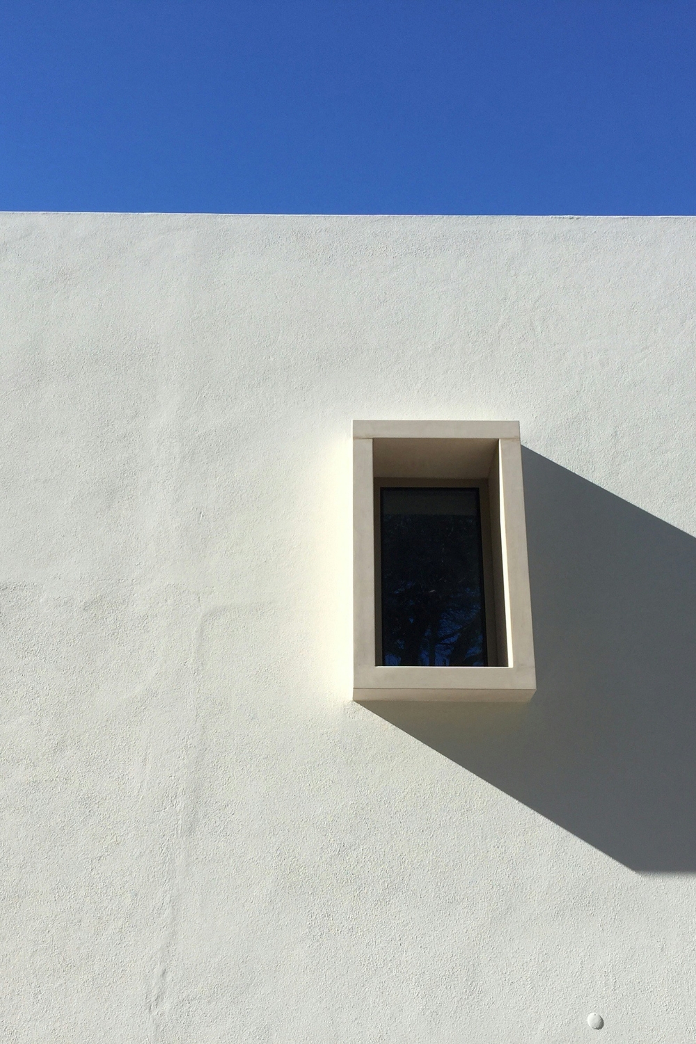 Cozy reading nook in a small apartment corner