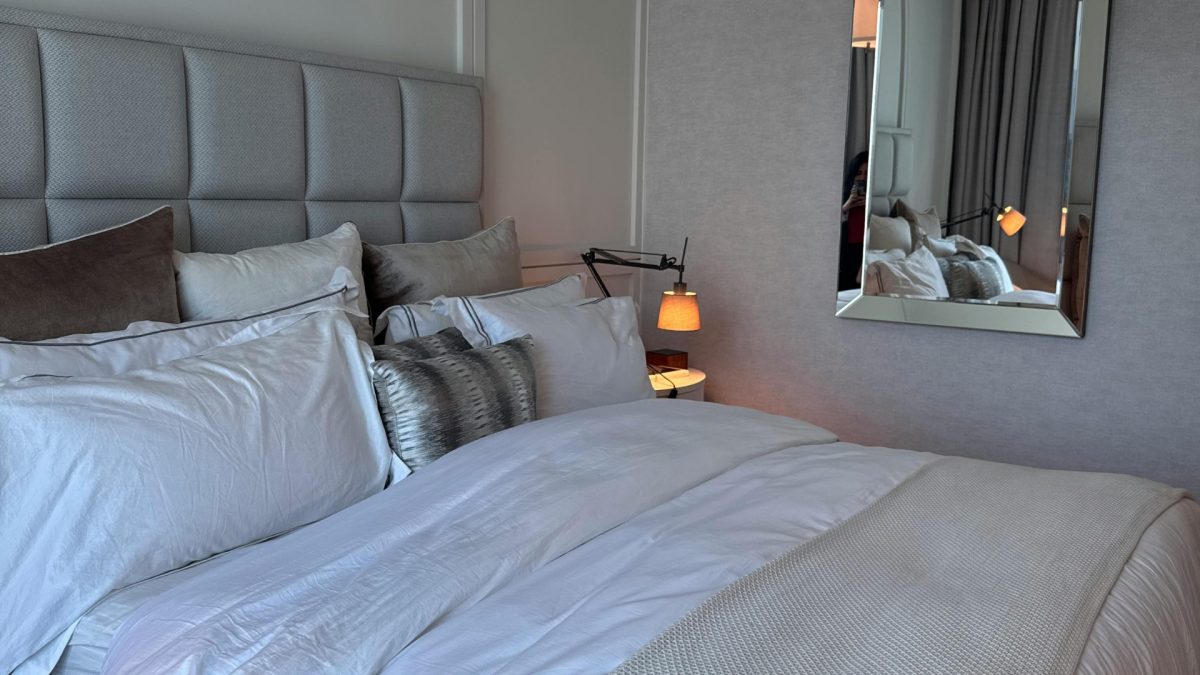 Cozy bedroom with soft textures and earthy tones inspired by 2026 bedroom trends