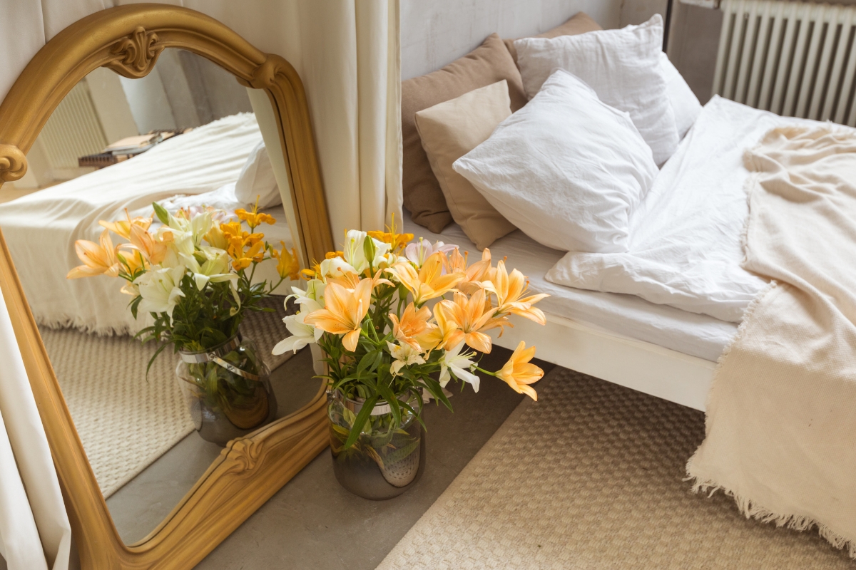 Clever Mirror & Glass Tricks for Small Bedrooms