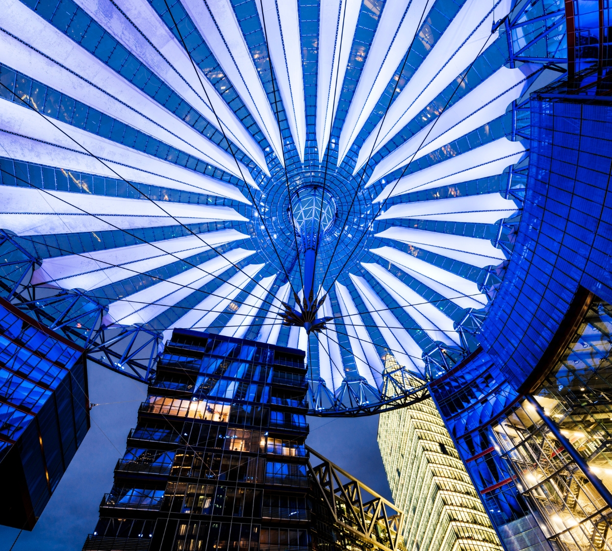 Interior space where ceiling design is optimized for architectural features and natural light distribution