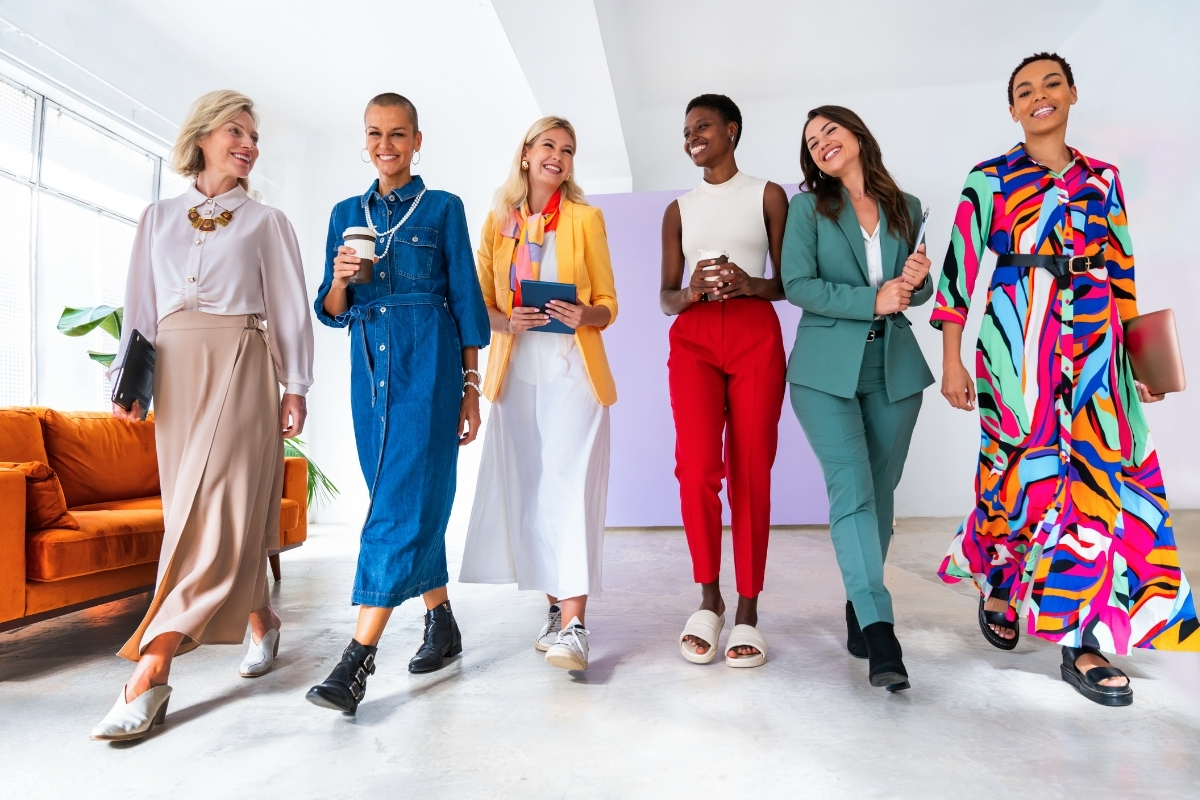modern dining room with chandelier matching overall interior style