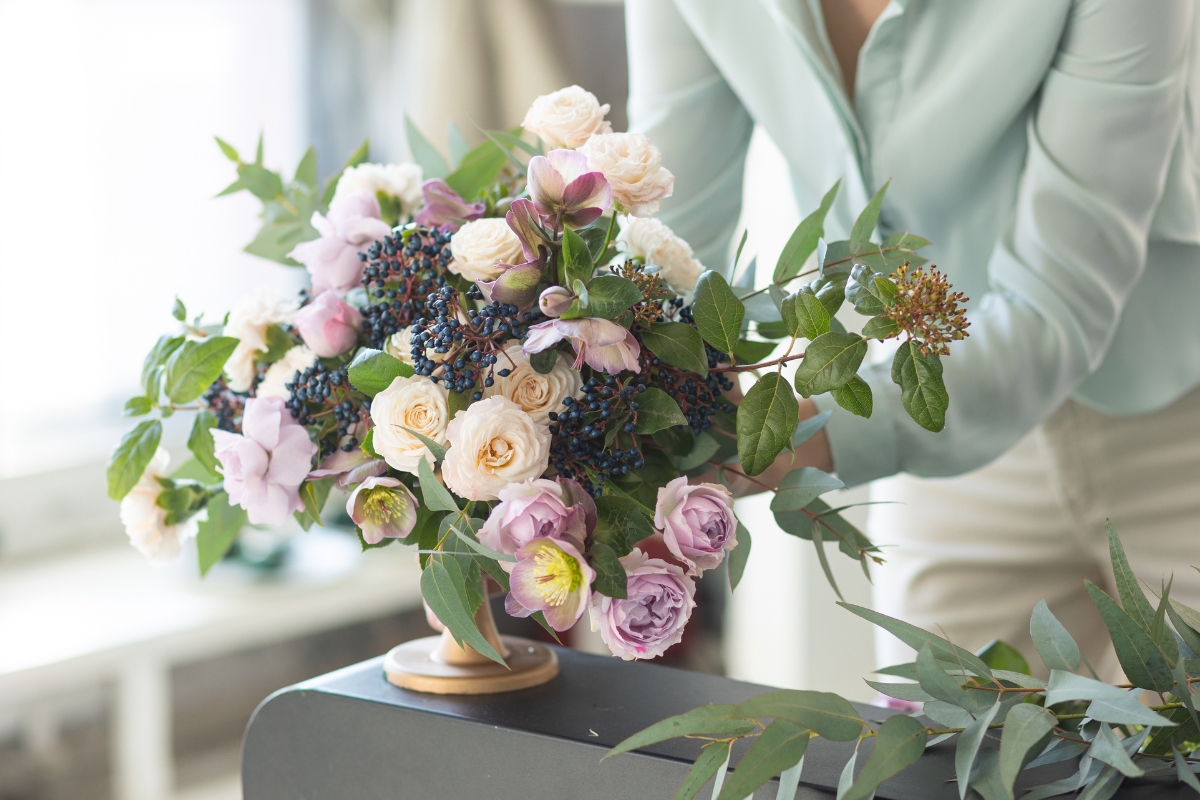 Color swatches of pastel blush, mint, lilac and soft yellow on a neutral background