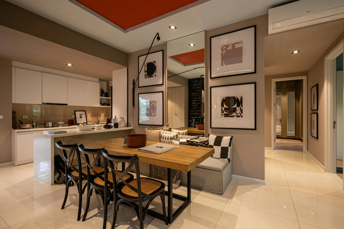 Functional kitchen wall with shelves and hooks placed strategically for optimal storage and stylish decor