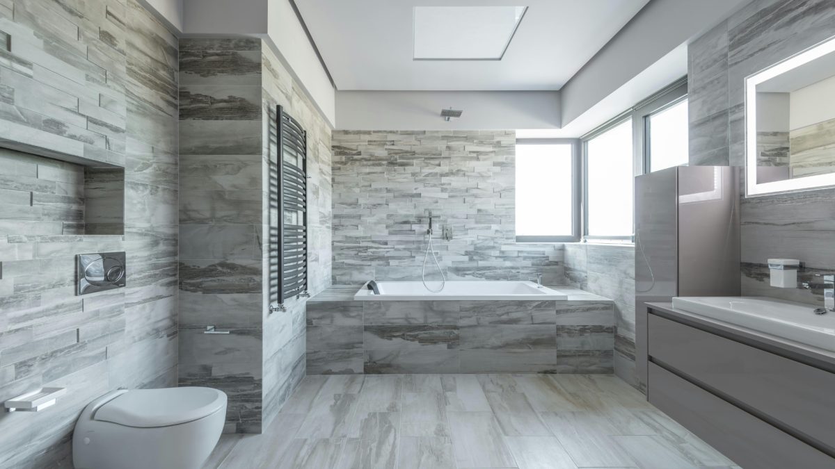 Minimal bathroom with neutral color palette and clutter-free surfaces