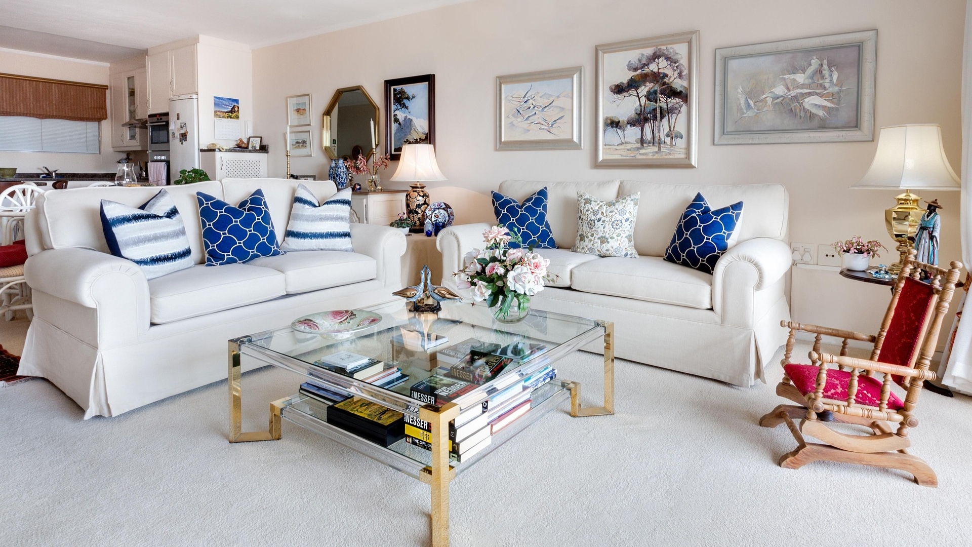 cute apartment decor ideas for small spaces with cozy lighting