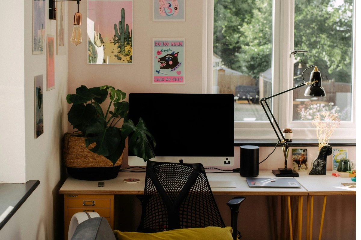 small home office decor ideas that maximize space