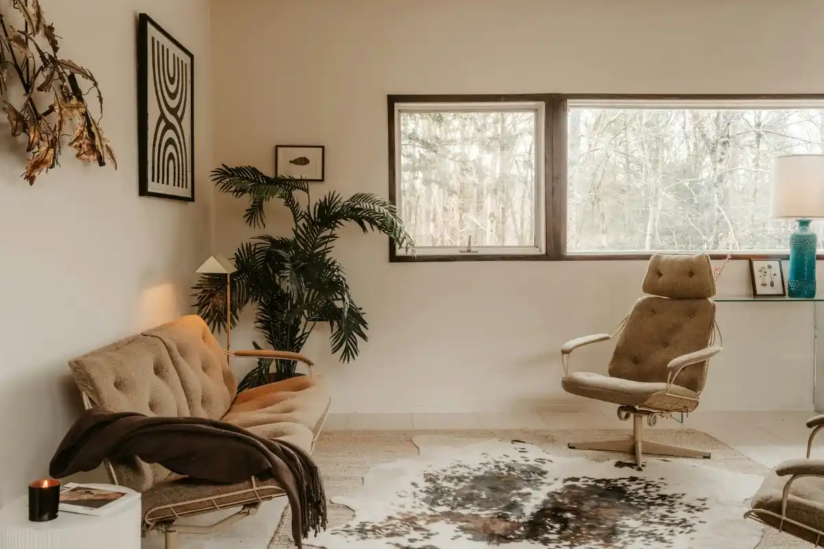 Natural wood and greenery biophilic interior design example 